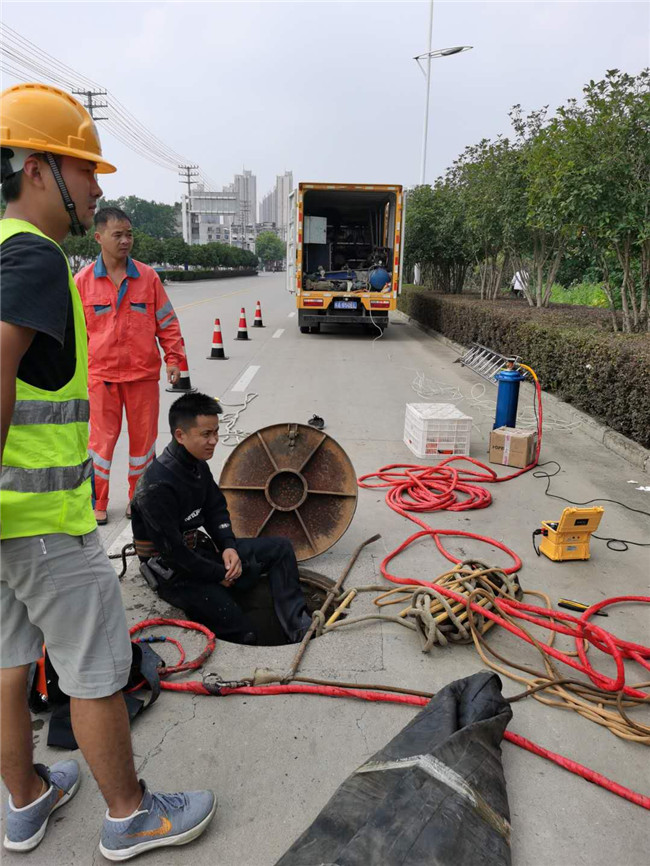 武胜翻衬法管道修复技术主要工序